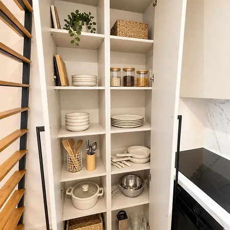 The Cozy Nest Stylish Loft Apartment