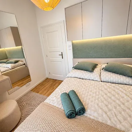 The Cozy Nest Stylish Loft *